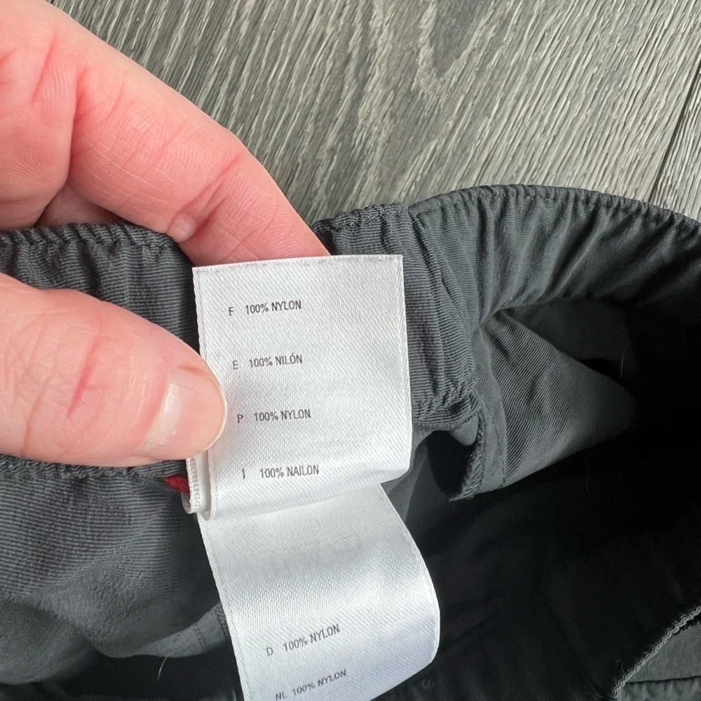 The North Face Cargo Shorts in Gray Size Large